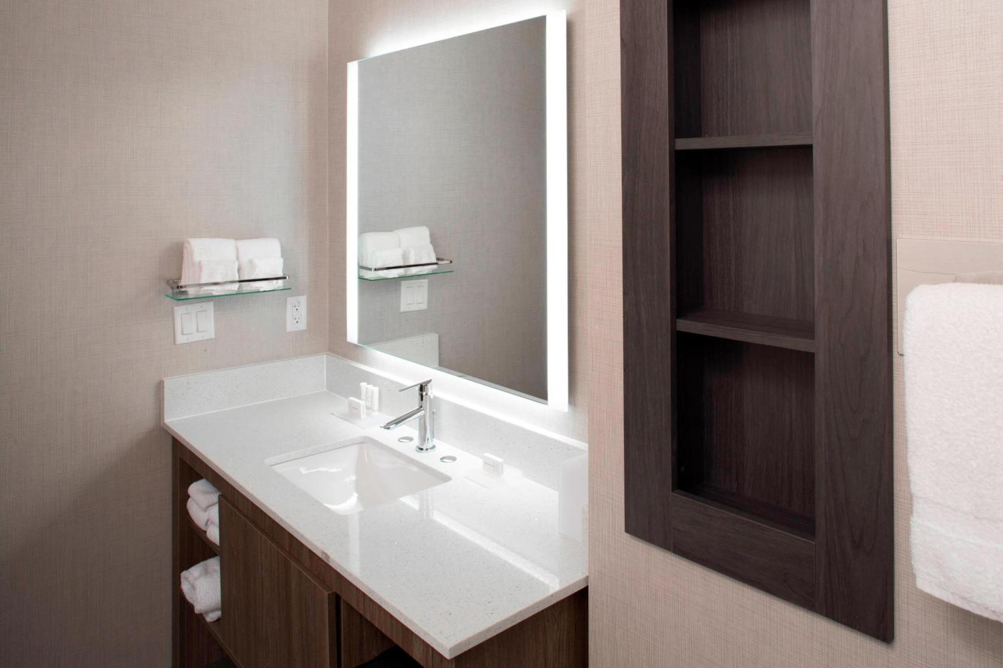 Residence Inn By Marriott Tulsa Downtown Zewnętrze zdjęcie